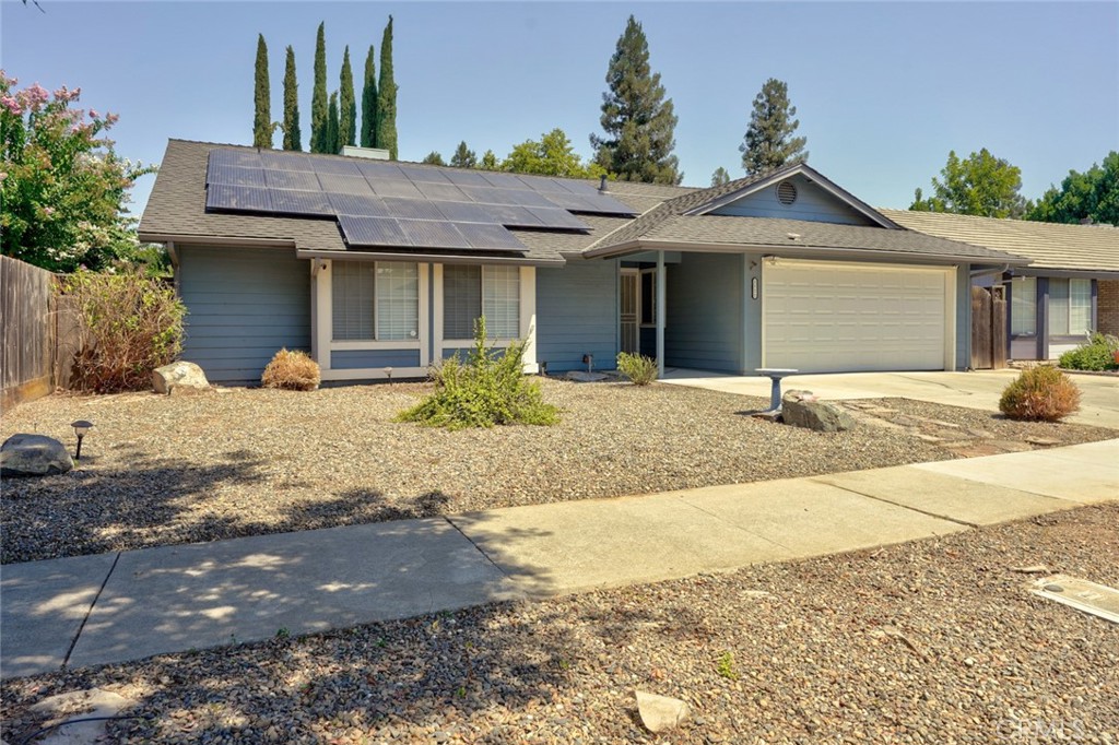 1111 E Donna Drive Property Photo 4