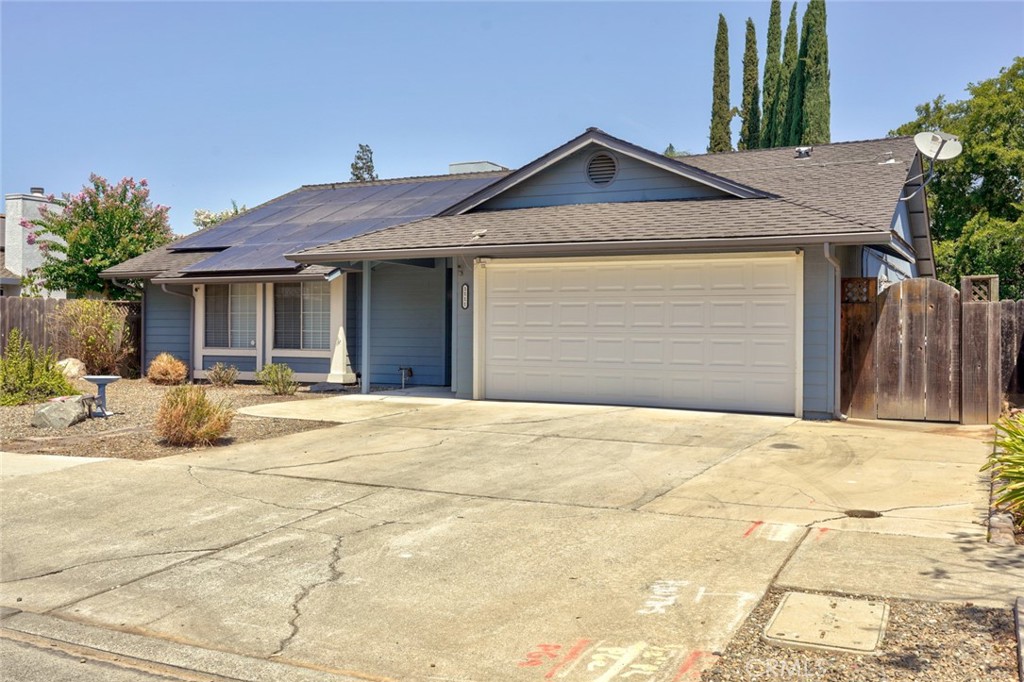 1111 E Donna Drive Property Photo 5