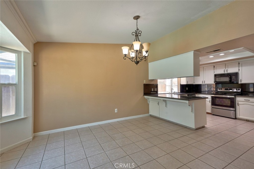 1111 E Donna Drive Property Photo 17