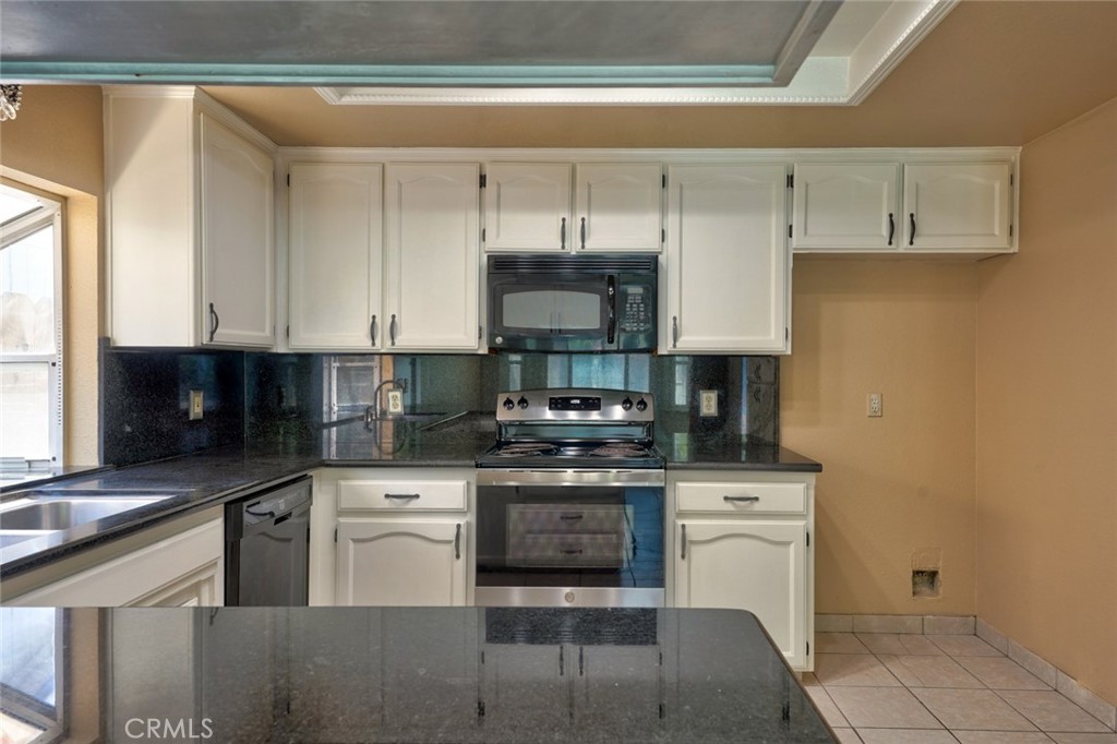 1111 E Donna Drive Property Photo 19