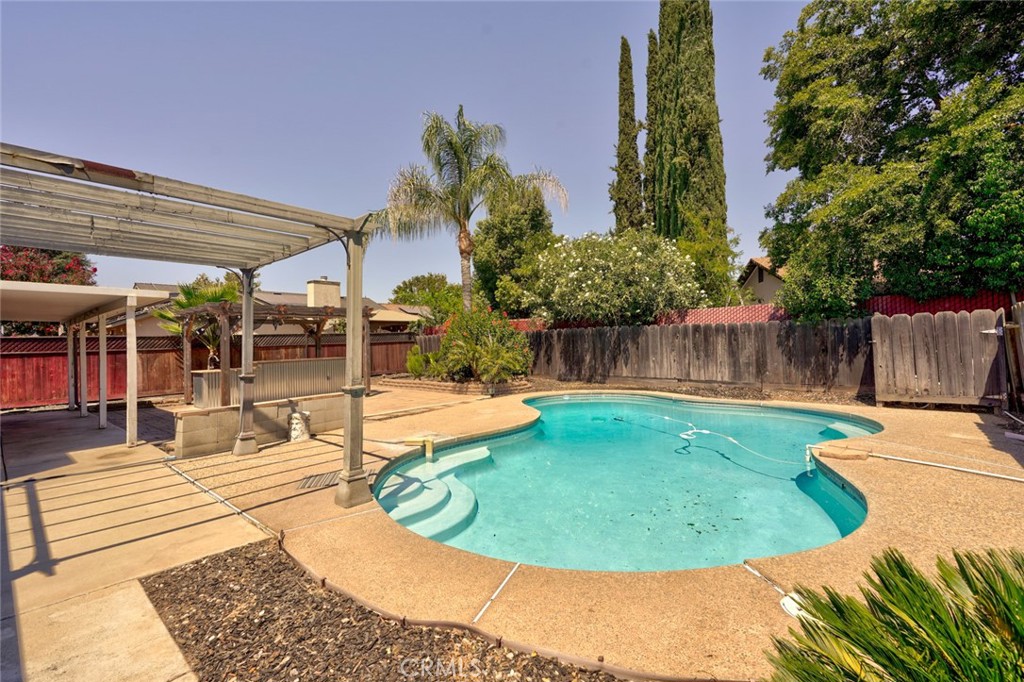 1111 E Donna Drive Property Photo 39