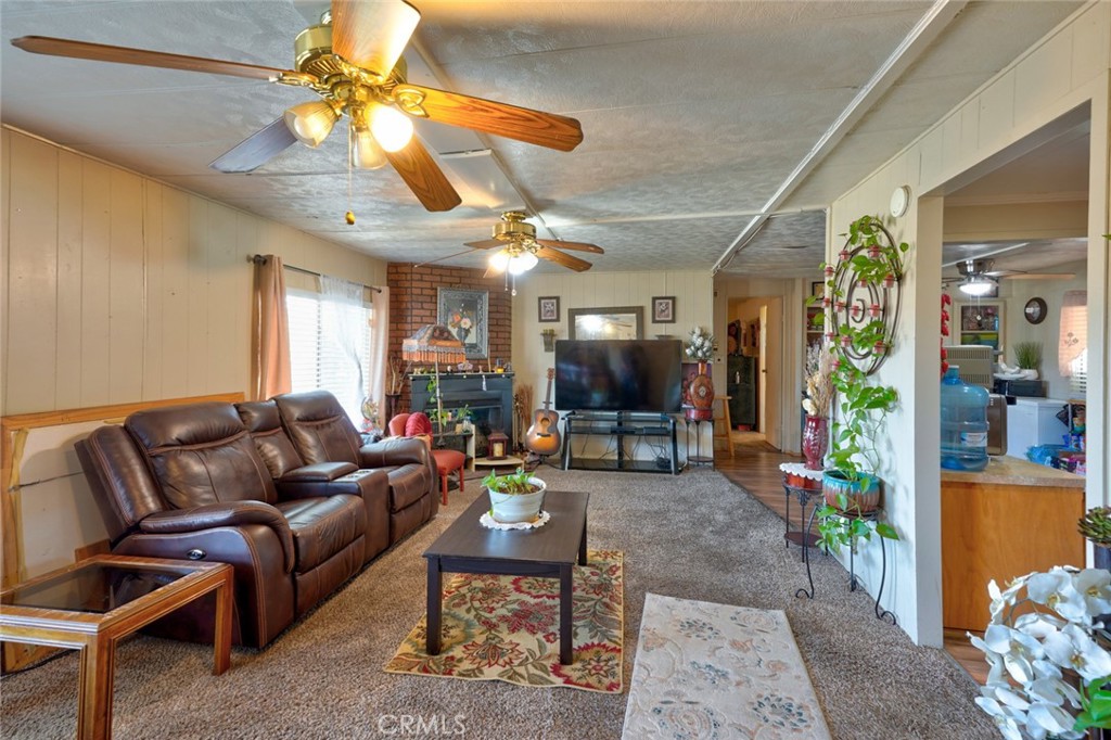 2500 N State Highway 59 Property Photo 9