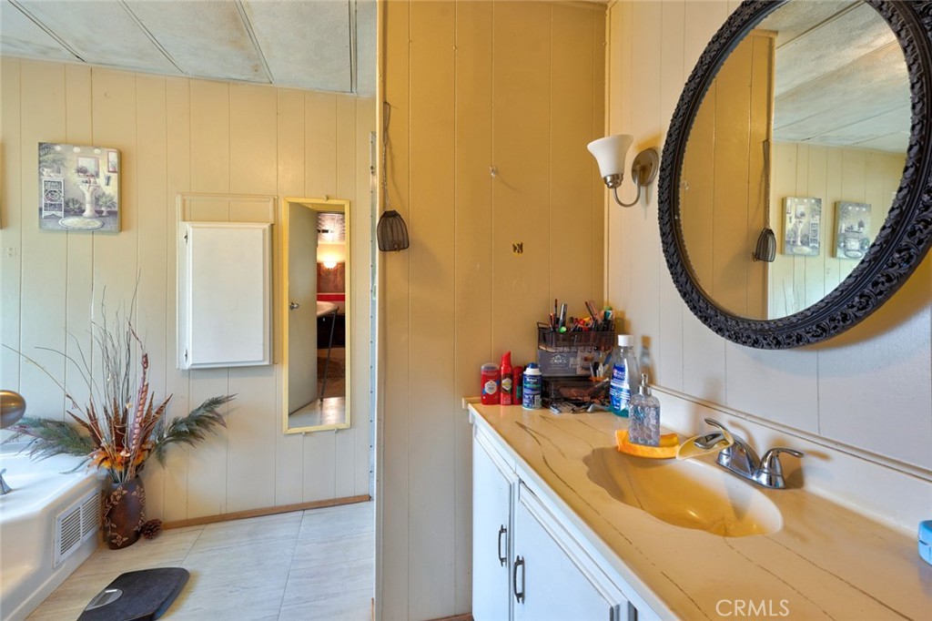 2500 N State Highway 59 Property Photo 23