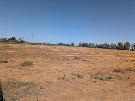 3335 Cunningham Rd S Property Photo 2
