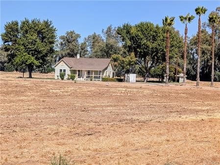 3335 Cunningham Rd S Property Photo 3