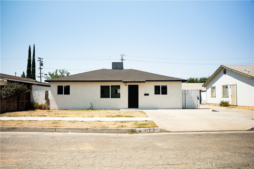 112 Riverside Property Photo 2