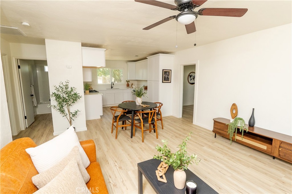 112 Riverside Property Photo 3