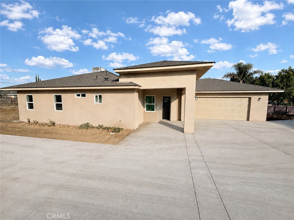 937 E Street Property Photo 1