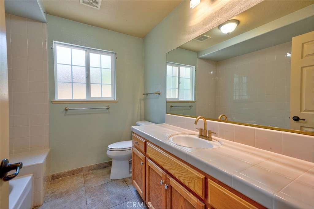 1217 Cathedral Creek Court Property Photo 41