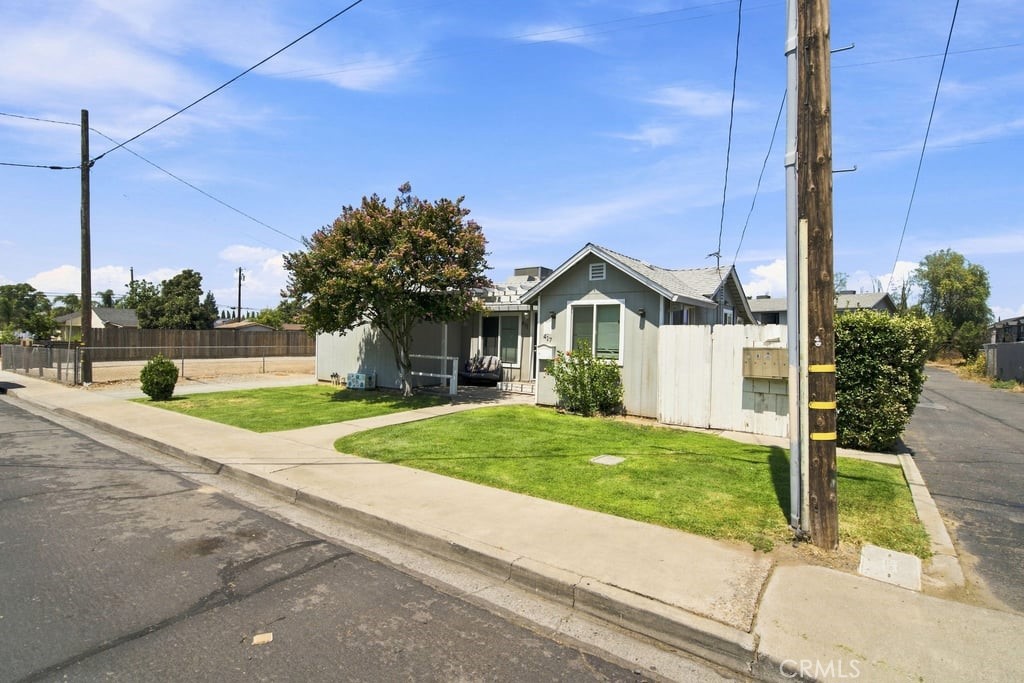417 Sutter Property Photo 3