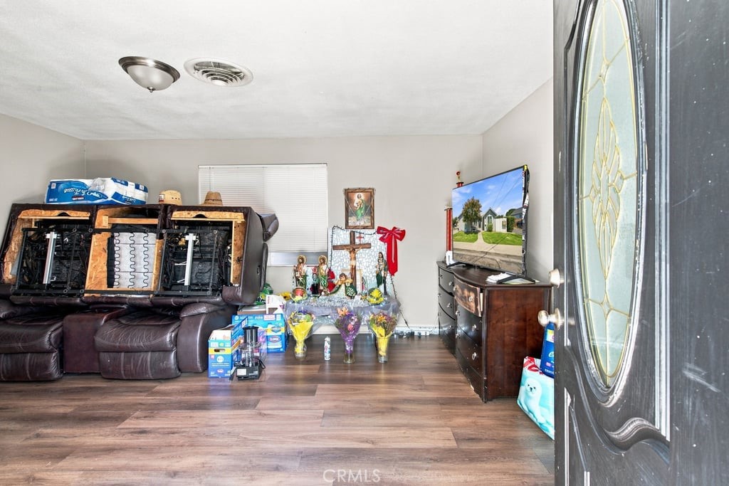 417 Sutter Property Photo 7