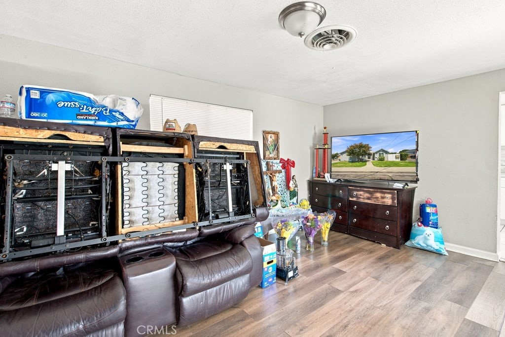 417 Sutter Property Photo 11