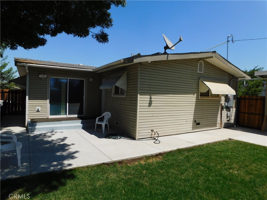 1780 W 8th Property Photo 11