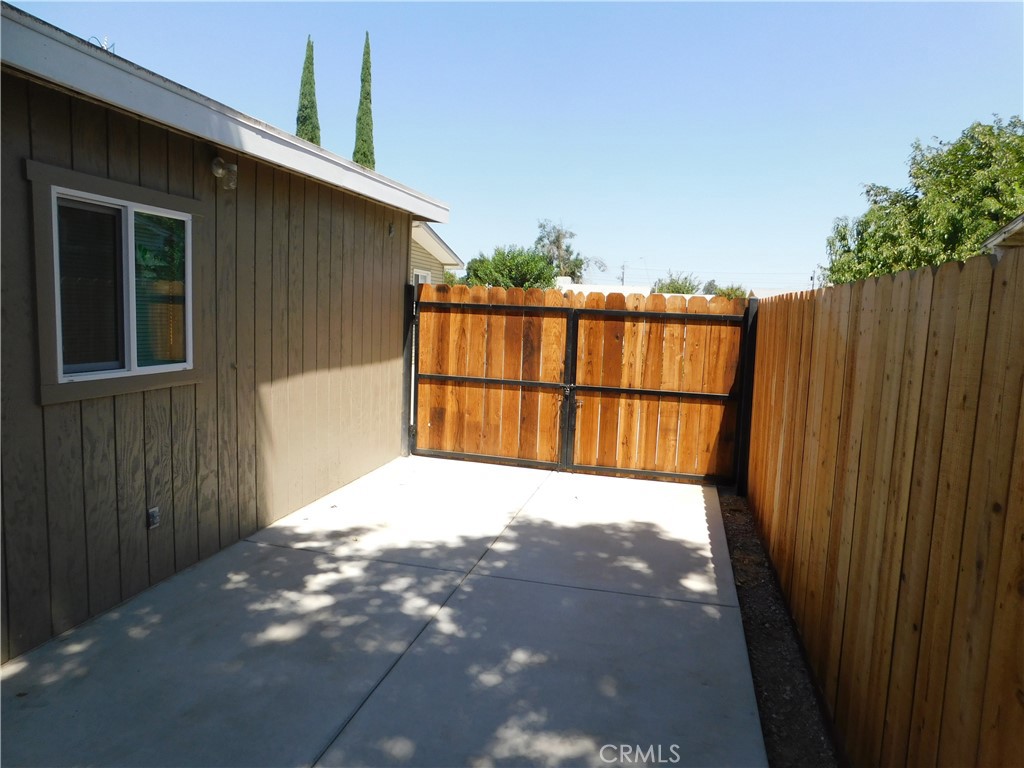 1780 W 8th Property Photo 14