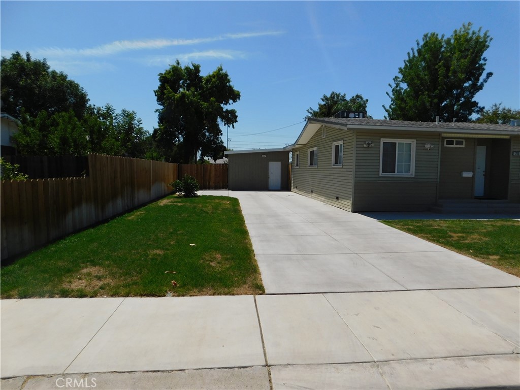 1780 W 8th Property Photo 21