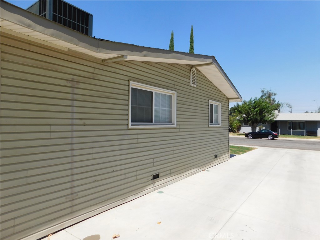 1780 W 8th Property Photo 66