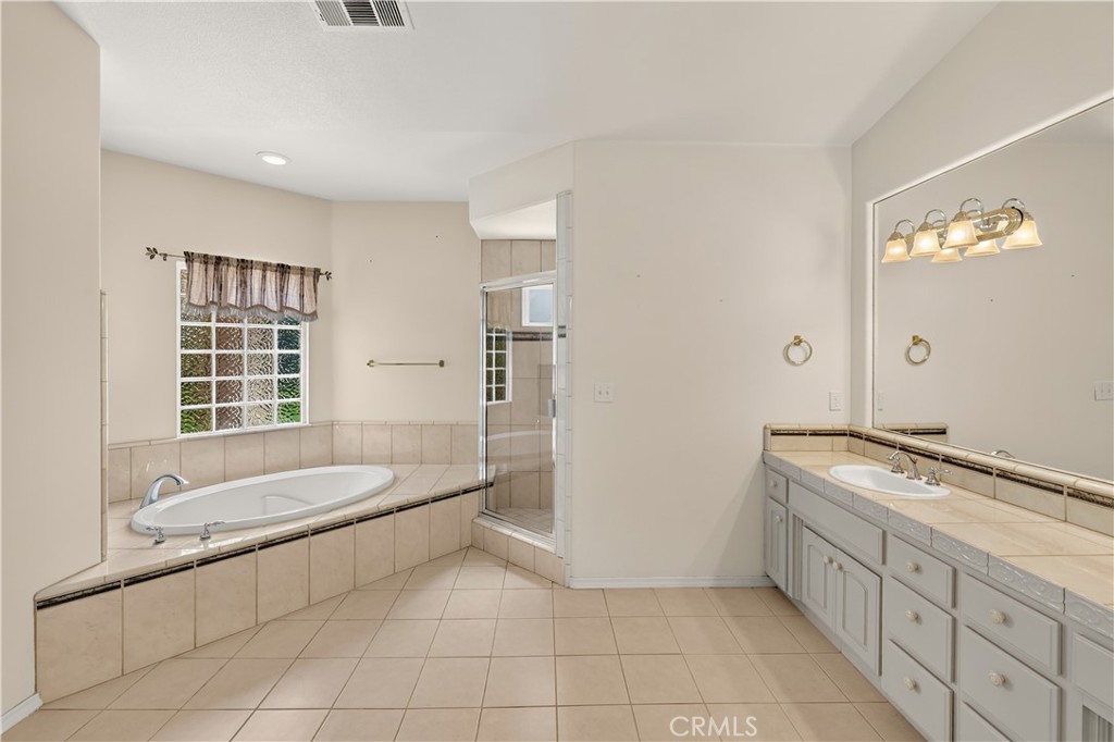 3077 Express Court Property Photo 29
