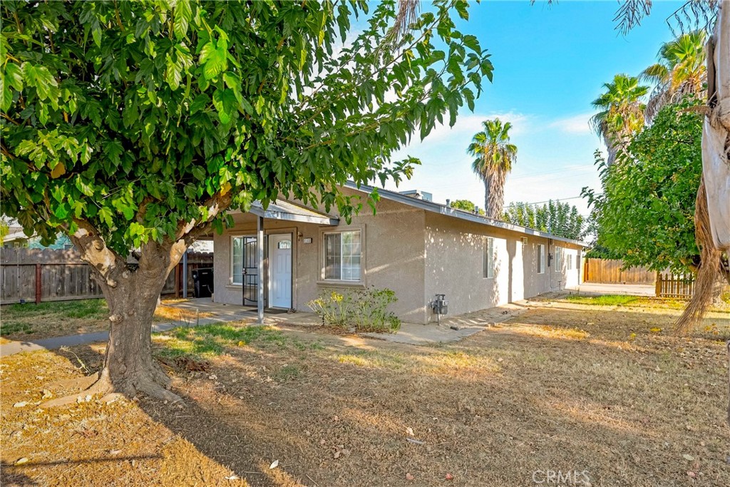 9566 E Broadway Property Photo 8
