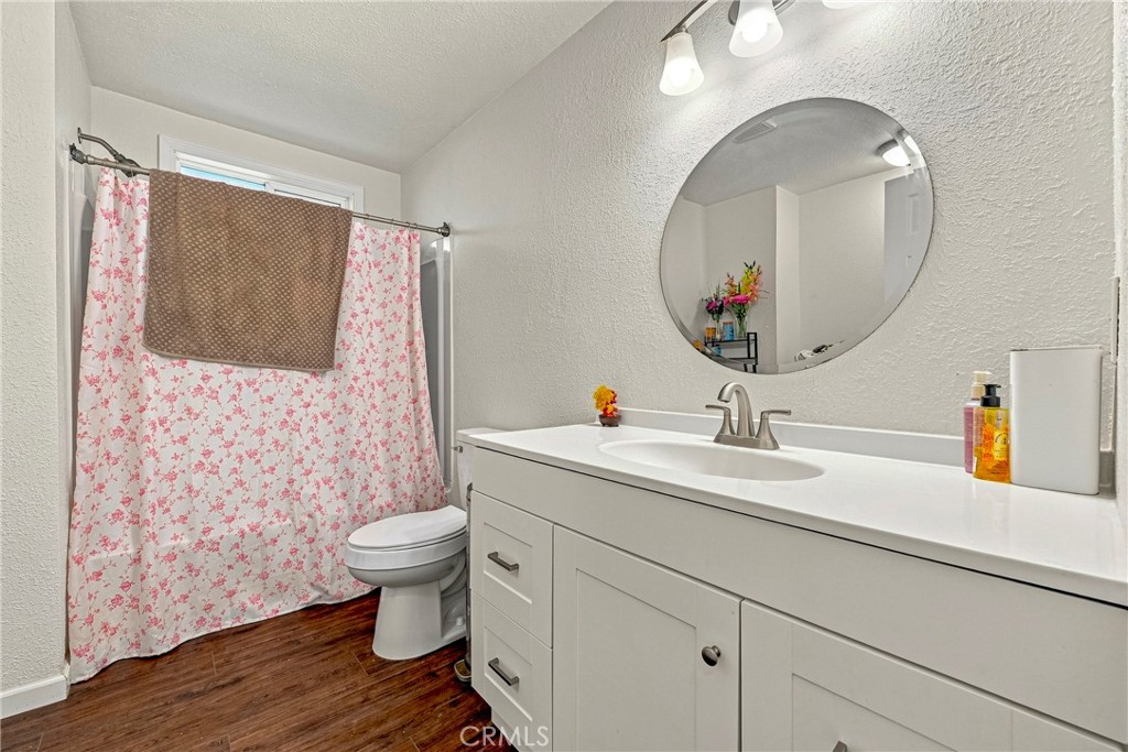 9566 E Broadway Property Photo 31
