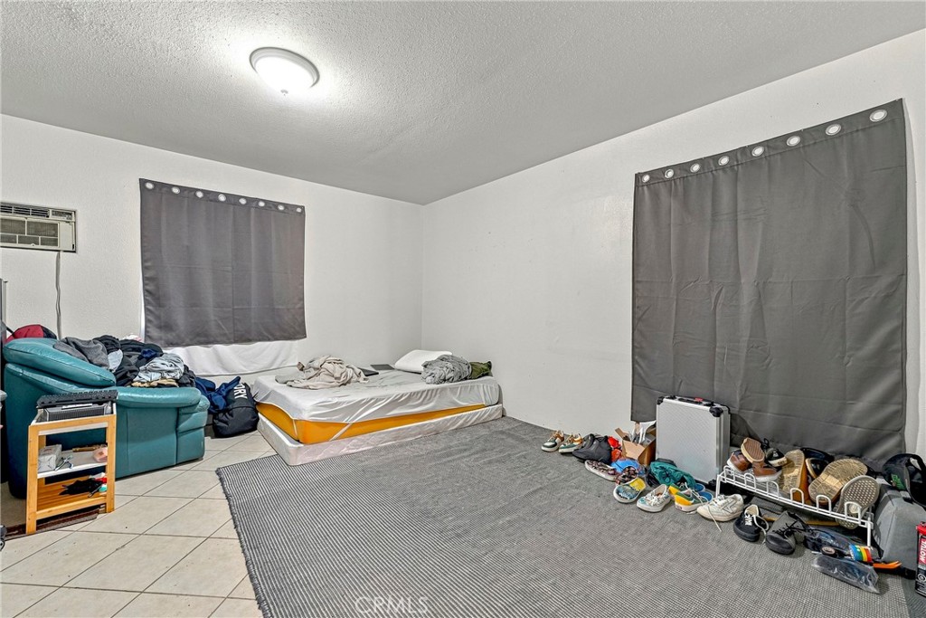 9566 E Broadway Property Photo 33