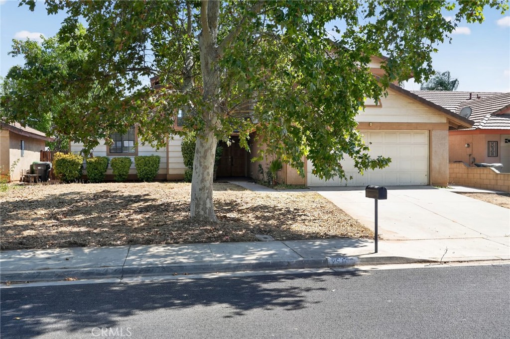 25183 Gorgonio Property Photo 1