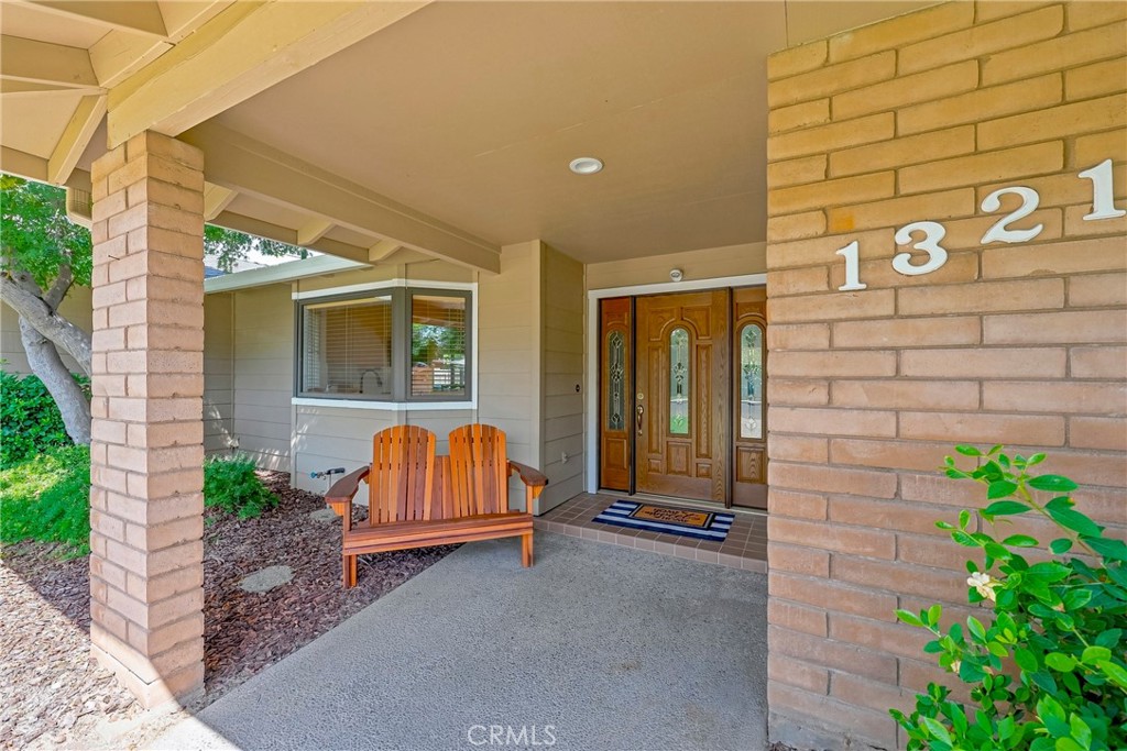 1321 Oregon Property Photo 12
