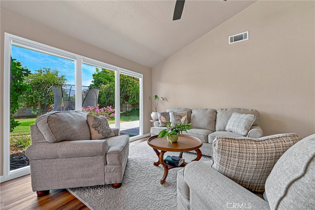 1321 Oregon Property Photo 19