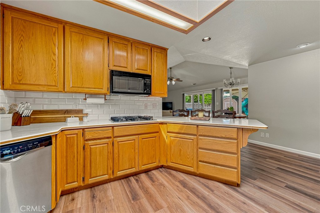 1321 Oregon Property Photo 21