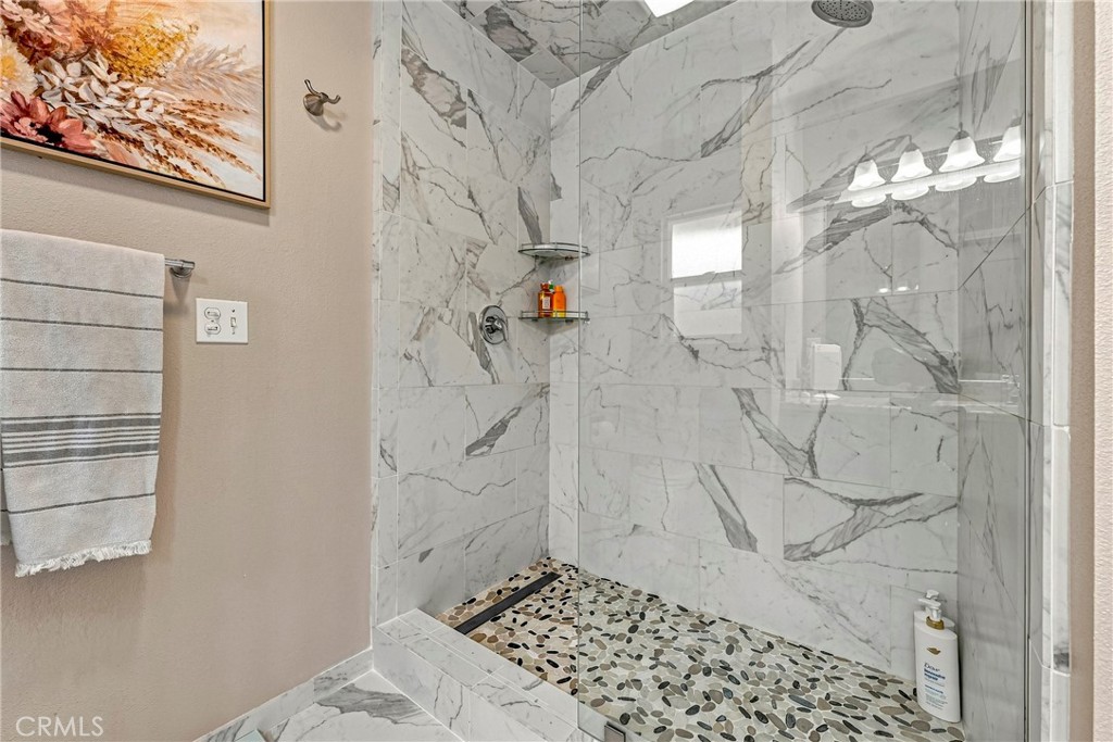 1321 Oregon Property Photo 36