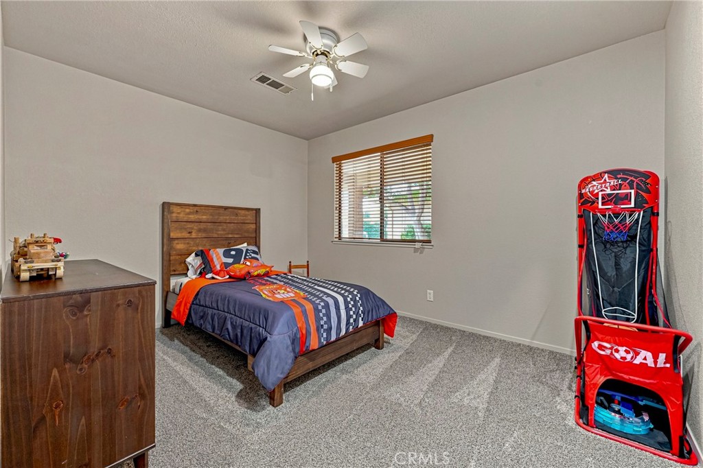 1321 Oregon Property Photo 38