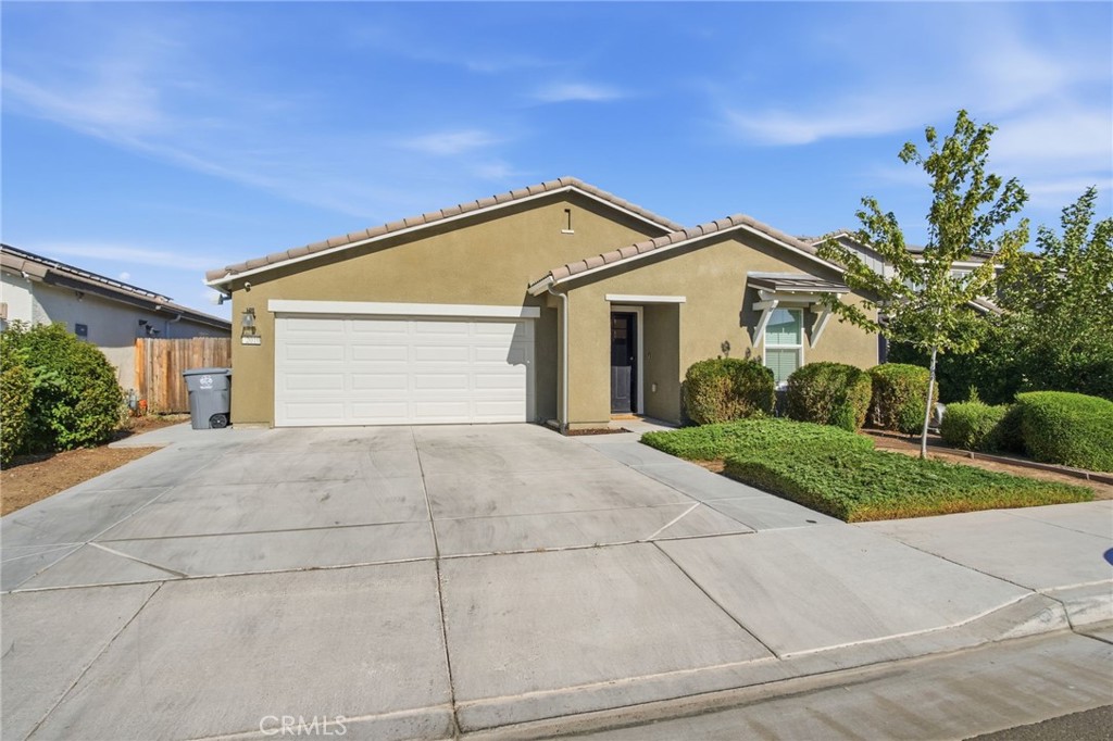 2010 Palazzo Court Property Photo 2