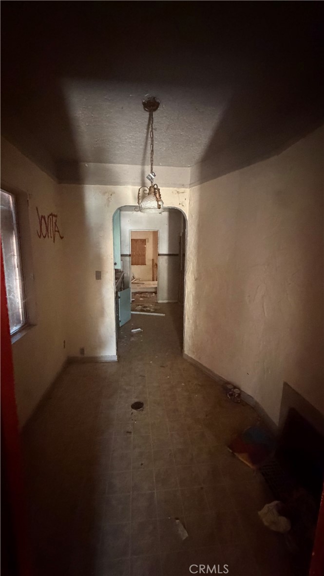 409 W 25th Street Property Photo 5