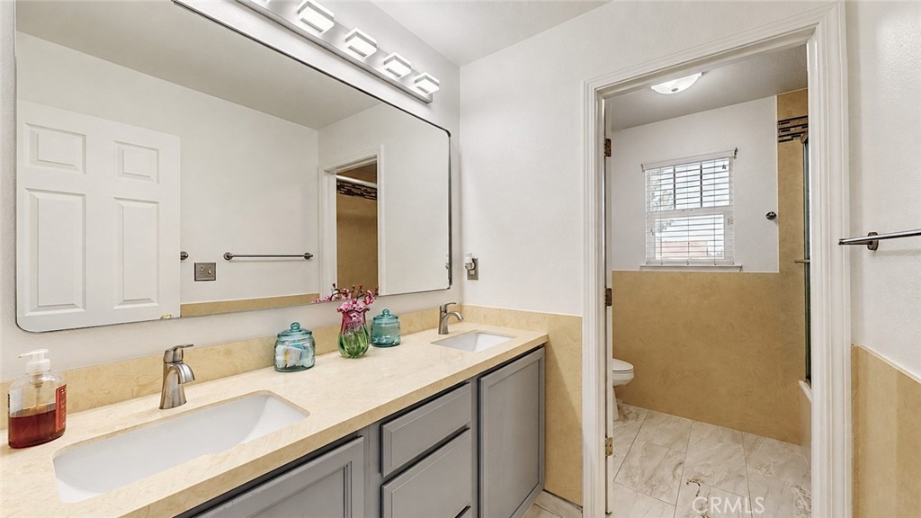 206 River Pointe Property Photo 25