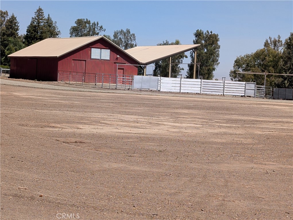 4240 Los Olivos Rd Property Photo 4