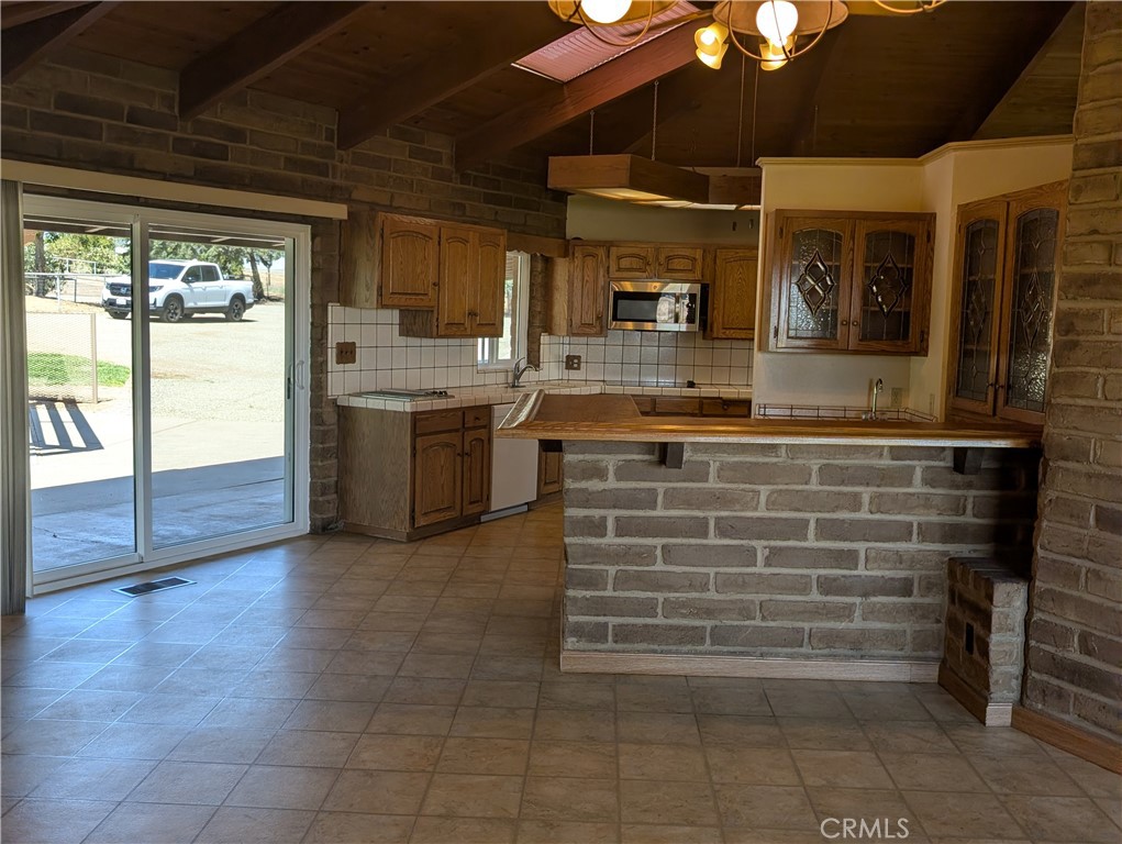 4240 Los Olivos Rd Property Photo 10