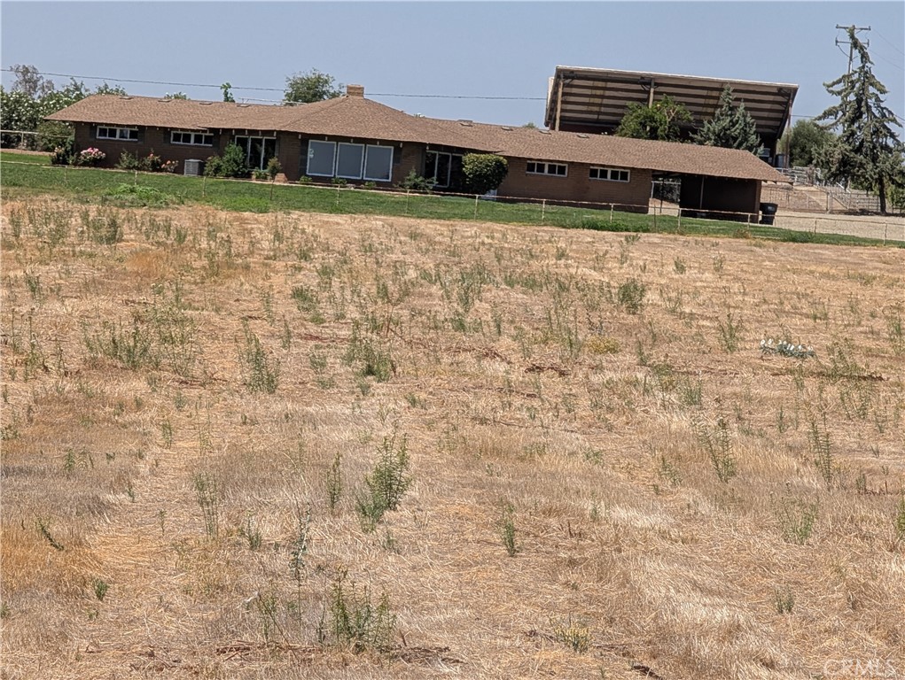 4240 Los Olivos Rd Property Photo 18