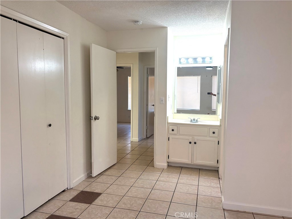 455 Columbia Property Photo 9