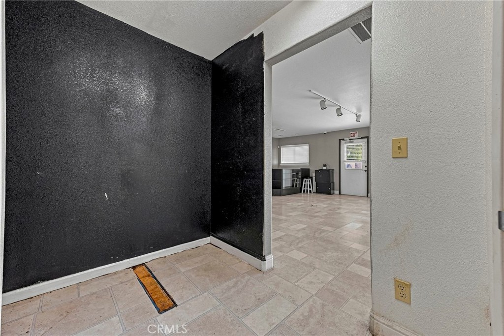 701 Broadway Property Photo 19