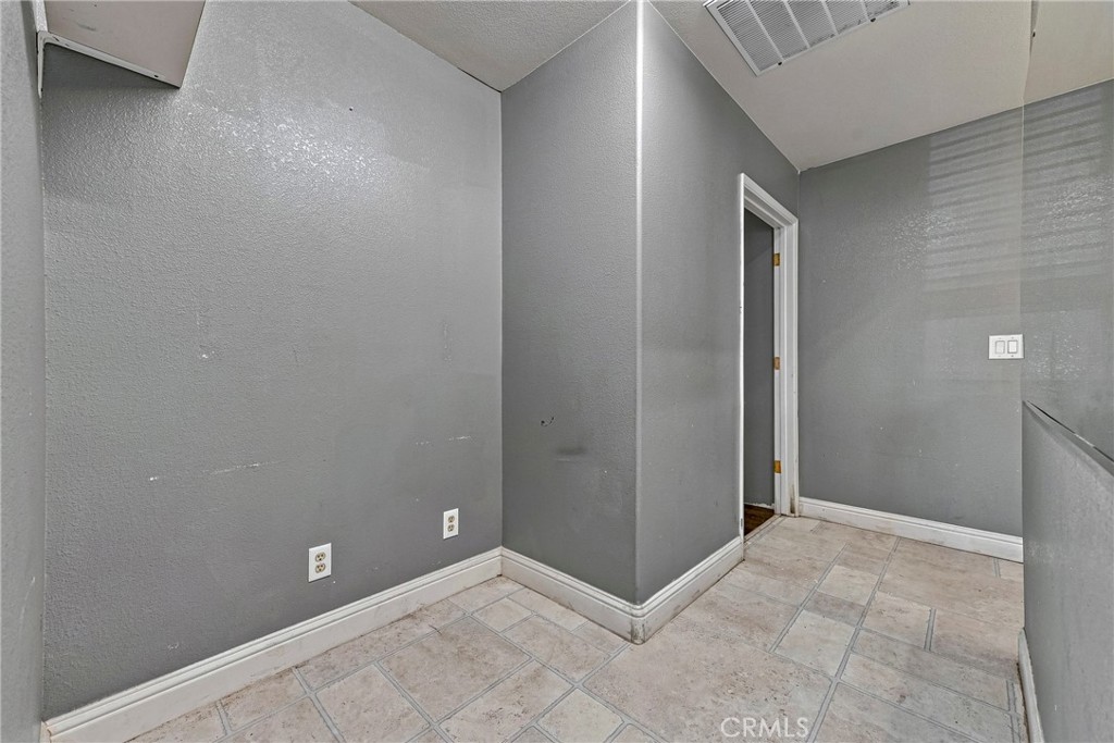 701 Broadway Property Photo 23