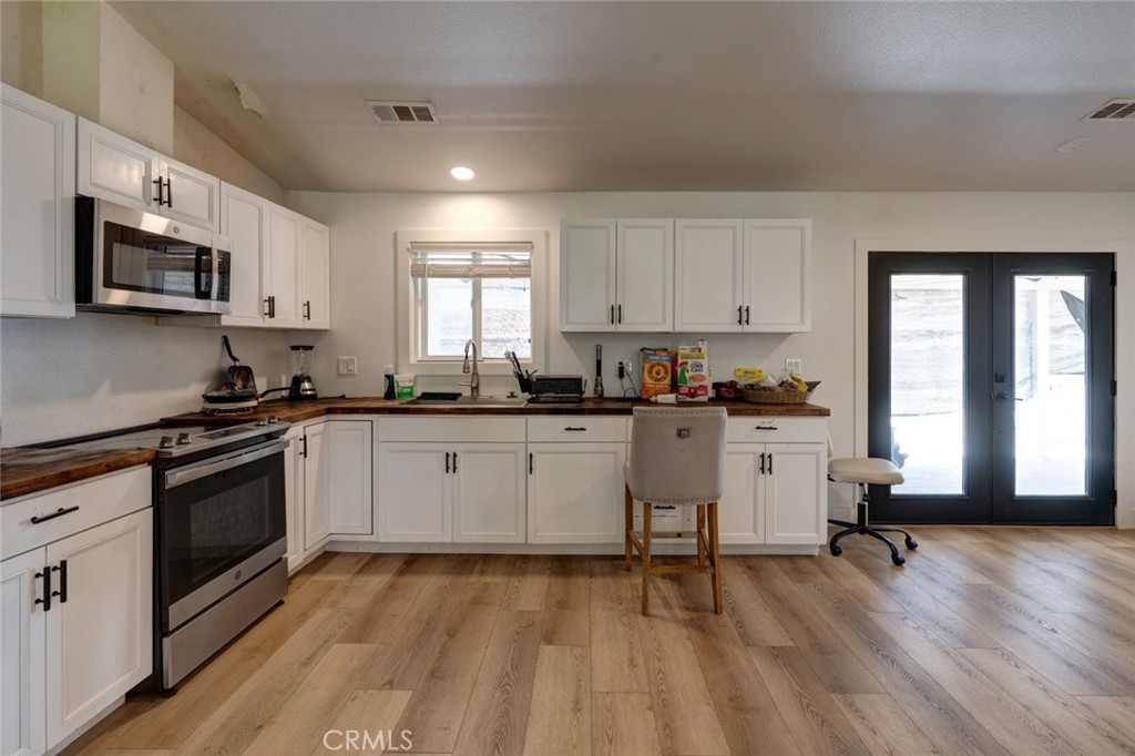 561 Rushing Road Property Photo 14