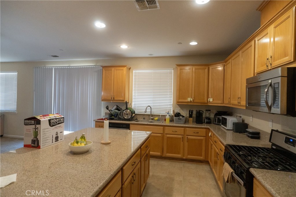 4869 Langley Way Property Photo 5