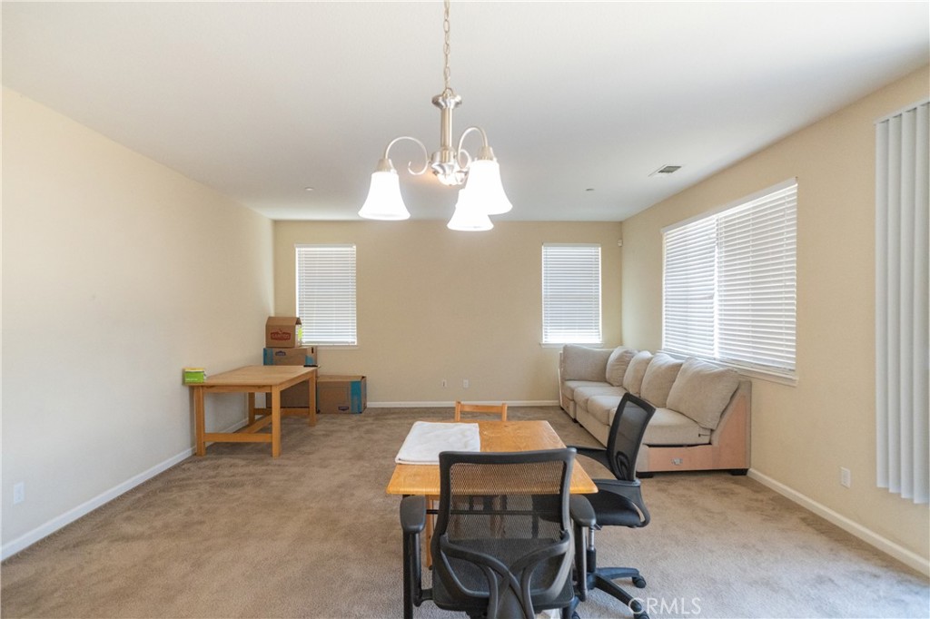4869 Langley Way Property Photo 7