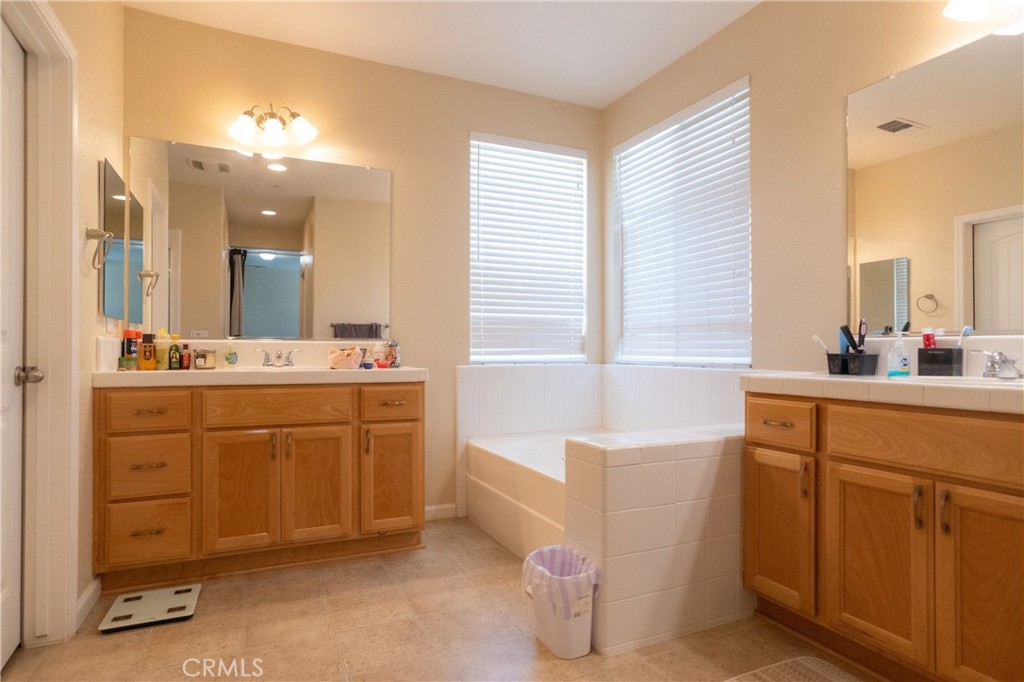 4869 Langley Way Property Photo 19