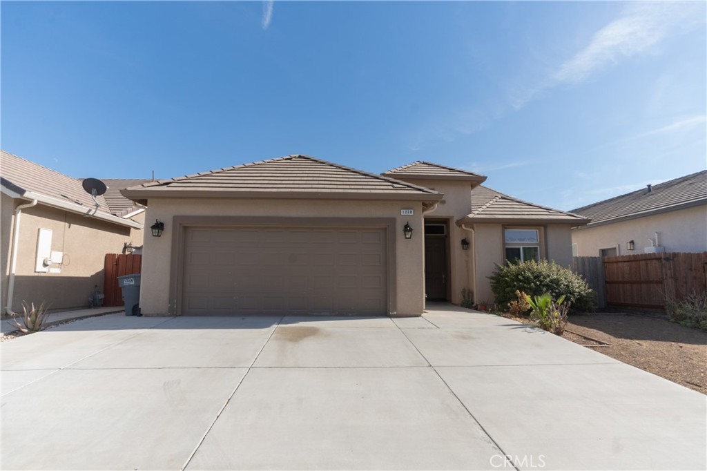 1228 Wildcat Drive Property Photo 2
