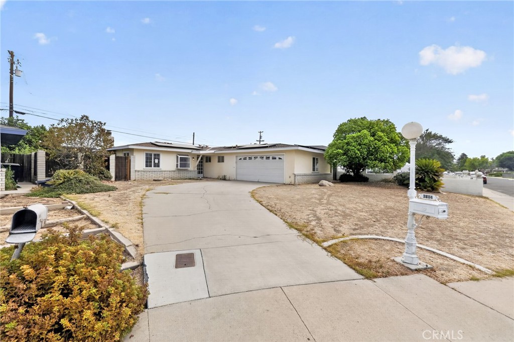 3804 Laverne Property Photo 3
