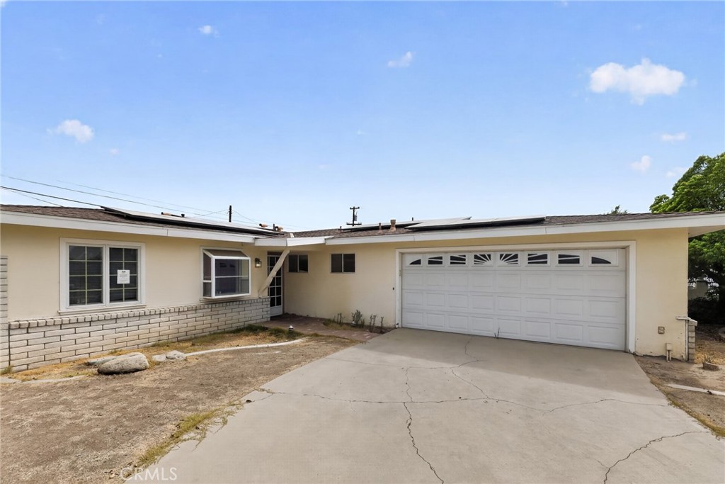 3804 Laverne Property Photo 4