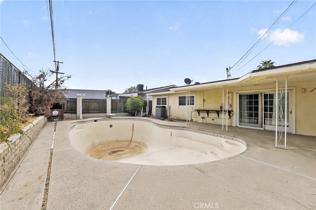 3804 Laverne Property Photo 10