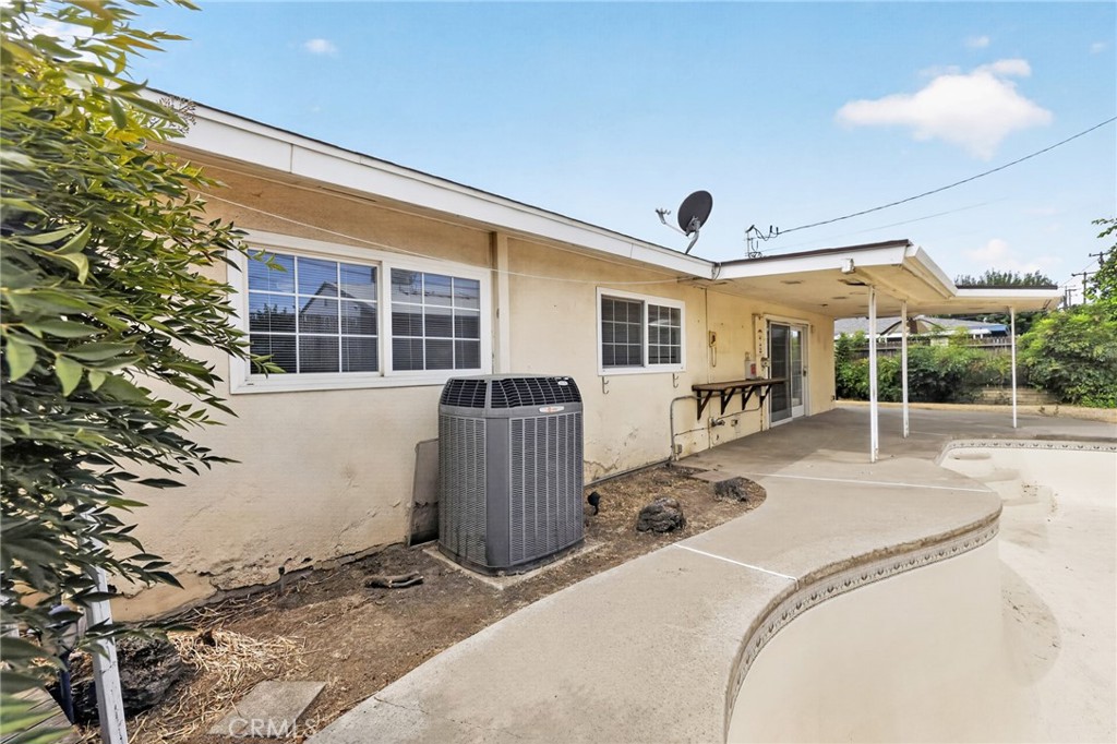 3804 Laverne Property Photo 11