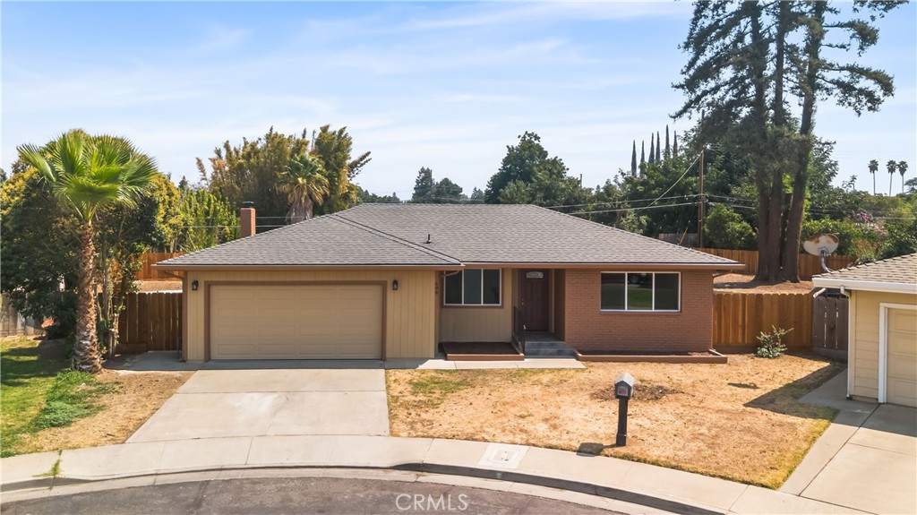 698 Roberts Court Property Photo 1