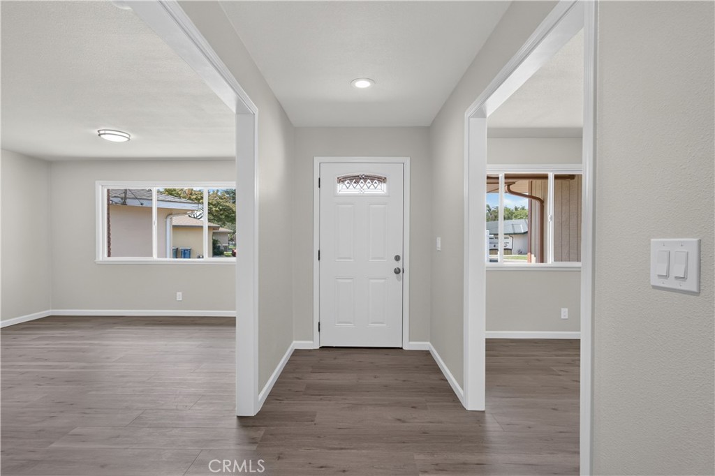 698 Roberts Court Property Photo 12